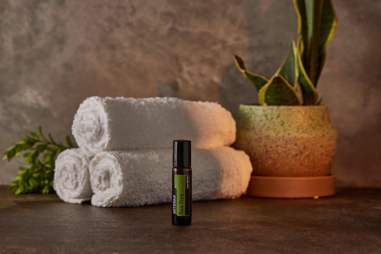 Olejek z drzewa herbacianego w buteleczce