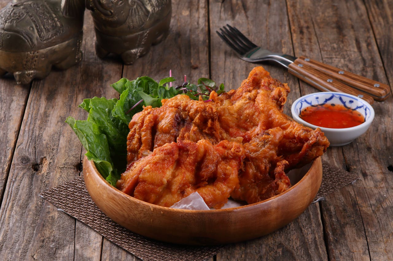 Półmisek ze smażonym mięsem